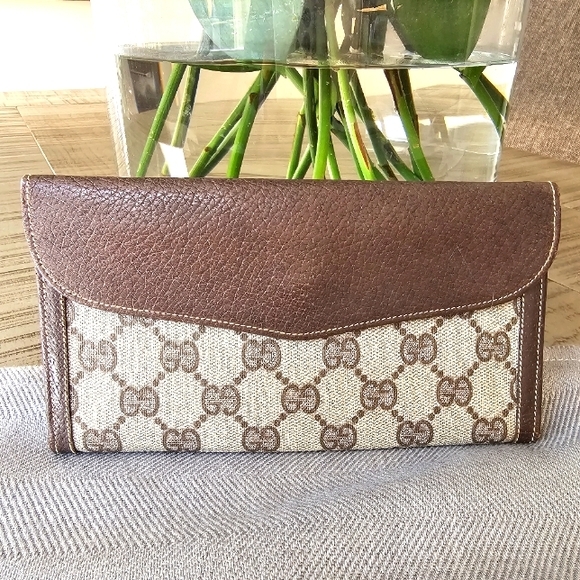 GUCCI Long Wallet - Picture 2 of 4